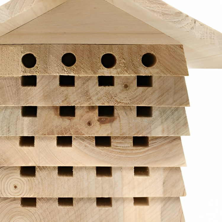 PetUtopia Shelter for Bees from wood